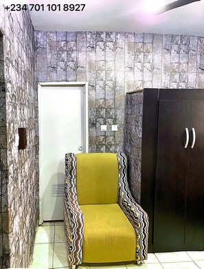 Wi-Fi gratuit, draps fournis