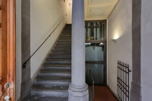 Interior - The Art Venue BETWEEN THE DUOMO AND THE OLD BRIDGE - best central location (Firenze)