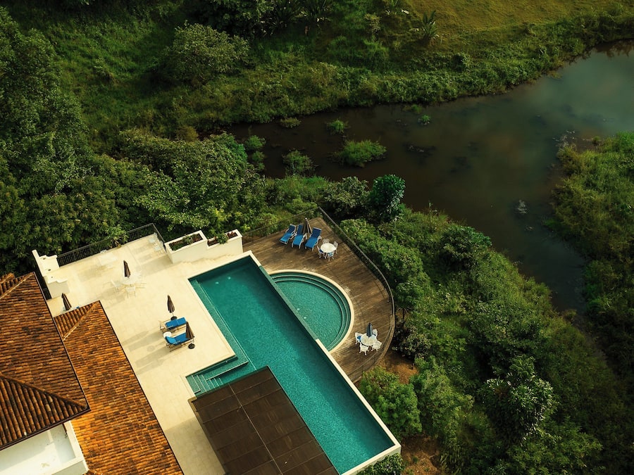 Outdoor pool, pool umbrellas