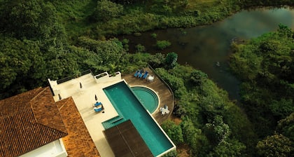 El Lugar Costa Rica Resort