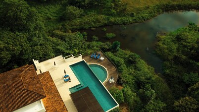 El Lugar Costa Rica Resort