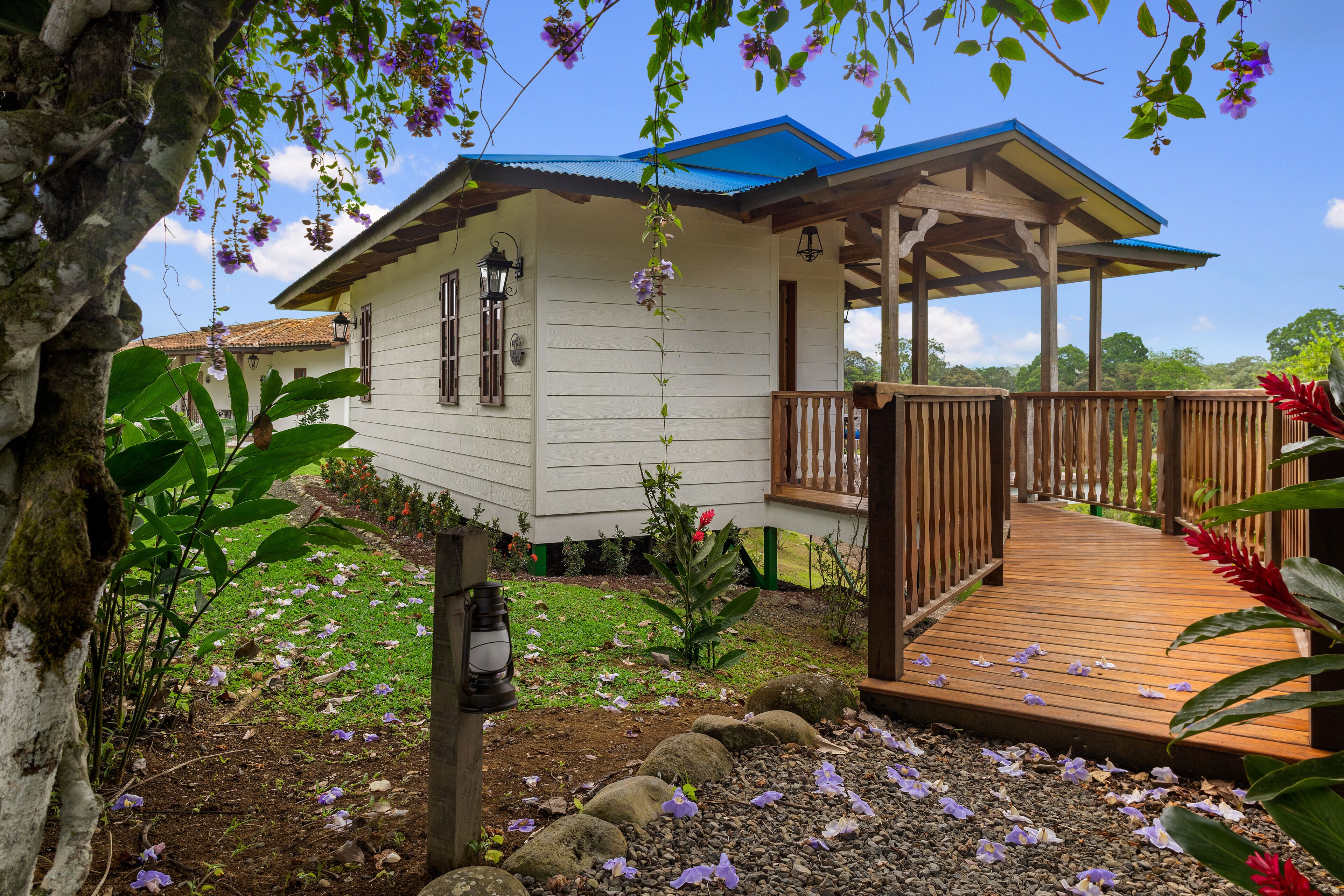 Premium-Suite, 1 King-Bett, Balkon, Bergblick | Bettwäsche aus ägyptischer Baumwolle, hochwertige Bettwaren
