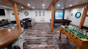Spielezimmer