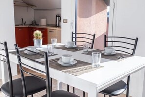 Dining - [Milan Skyview] penthouse a few steps from the subway (Milano)