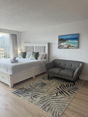 Iron/ironing board, free WiFi, bed sheets