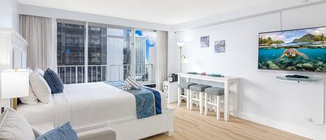 Iron/ironing board, free WiFi, bed sheets