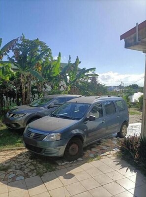 Property grounds - Locamarre G GONDET (sainte anne)