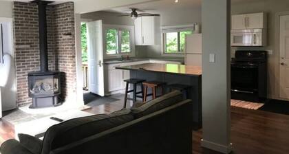 Point Clark Cottage Getaway