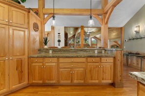Interior - Northstar Mountain Retreat - Private Hot Tub, Chef's Kitchen, HOA Access, Near Golf and Biking (Truckee)