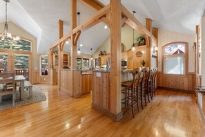 تناول الطعام