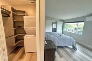 1 bedroom, iron/ironing board, internet, bed sheets