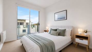 3 bedrooms, iron/ironing board, travel crib, free WiFi