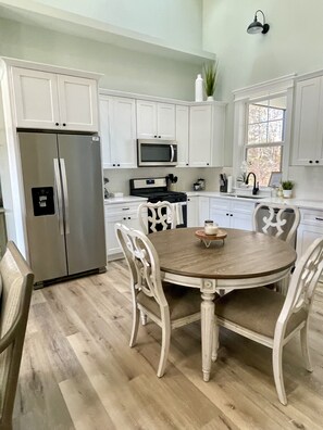 Fridge, microwave, oven, stovetop - Boat Launch Bungalow - Steps to Lake Greenwood. NEW, Modern and Pet Friendly!  (Greenwood)