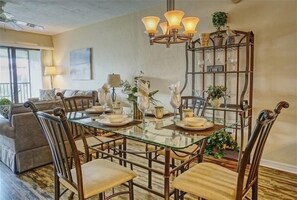 Unclassified image, 3 of 40, button - Runaway Bay 236 - Beach, Bay, Pool and Gym (Bradenton Beach)