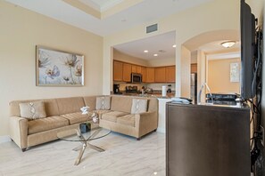 TV - Seven Eagles Seychelles: Water Park, Mini-Golf, Golf, Near Disney (Kissimmee)