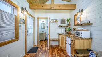 Fridge, microwave, coffee/tea maker, toaster