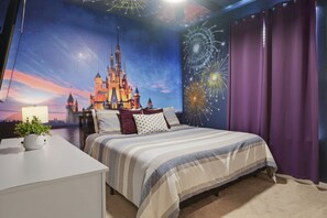 5 habitaciones, tabla de planchar con plancha, internet y ropa de cama 