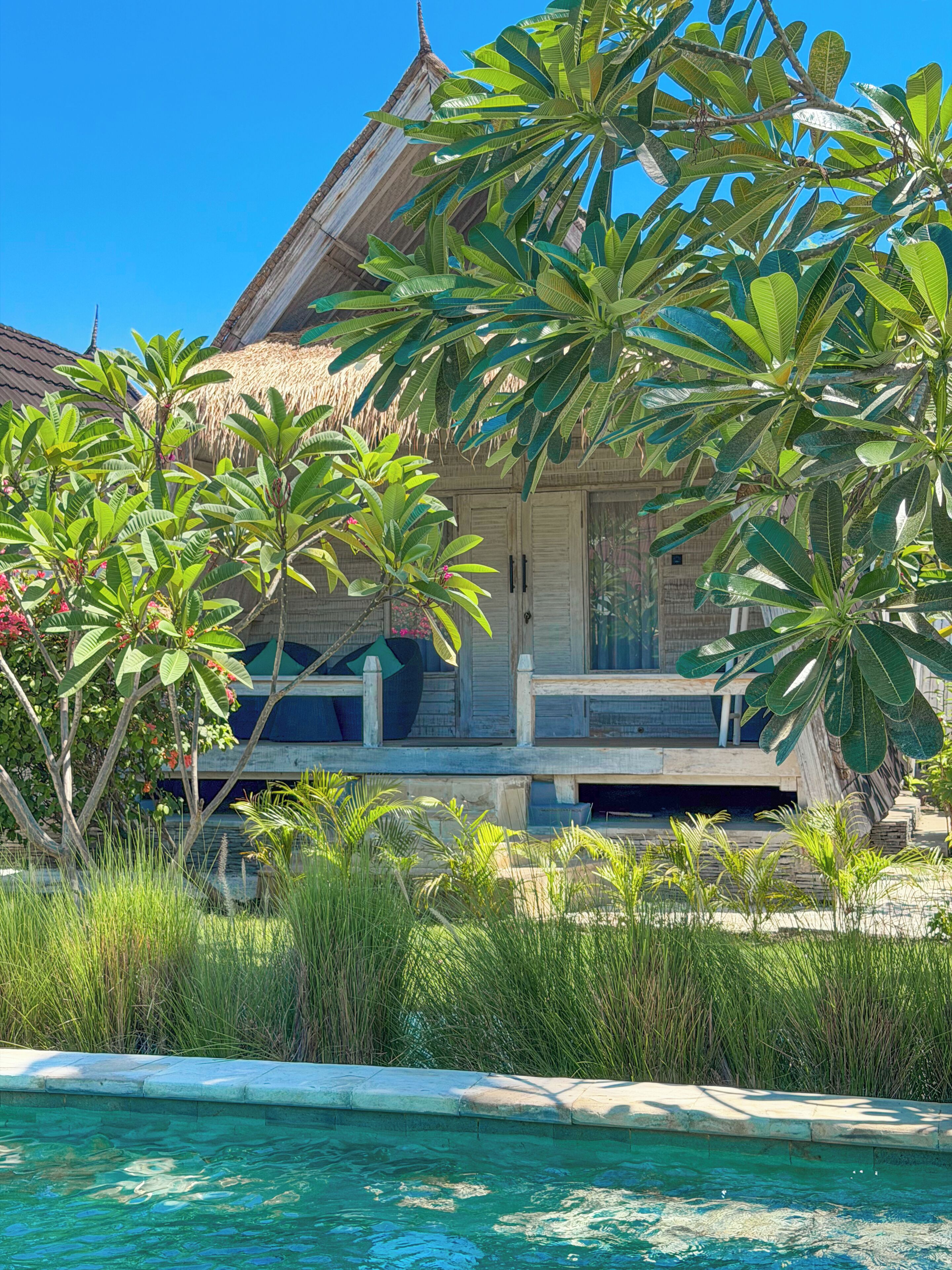 Deluxe Bungalow With Loft | Terrace/patio