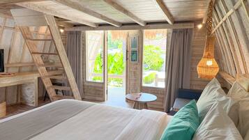 Deluxe Bungalow With Loft | Minibar, in-room safe, free WiFi, bed sheets