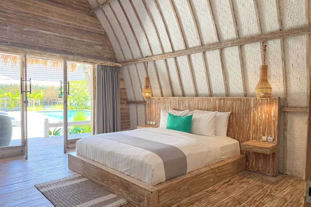 Deluxe Bungalow | Bar mini, peti besi dalam bilik, Wi-fi percuma, cadar katil