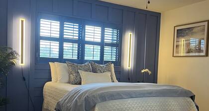 2 bedroom 2 bath single family home in Lake Placid FL.
Located in Placid lakes