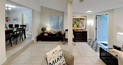 Miami Townhouse with Patio Gazebo