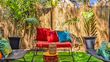 Comfort Room, Non Smoking, Air conditioning | Terrace/patio