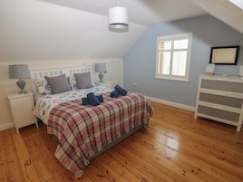 Casa de campo | 6 quartos, individualmente decorados, individualmente mobiliados