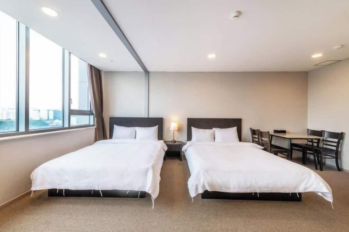 Down comforters, blackout drapes, free WiFi, bed sheets