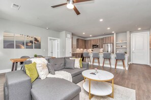 スマートテレビ、暖炉