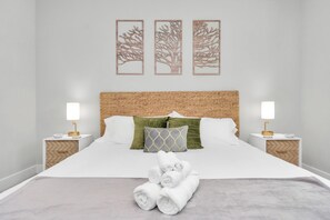 2 chambres, bureau, fer et planche à repasser, Wi-Fi gratuit