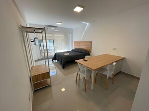 Apartment, 1 Bedroom, Accessible, Smoking | 1 bedroom