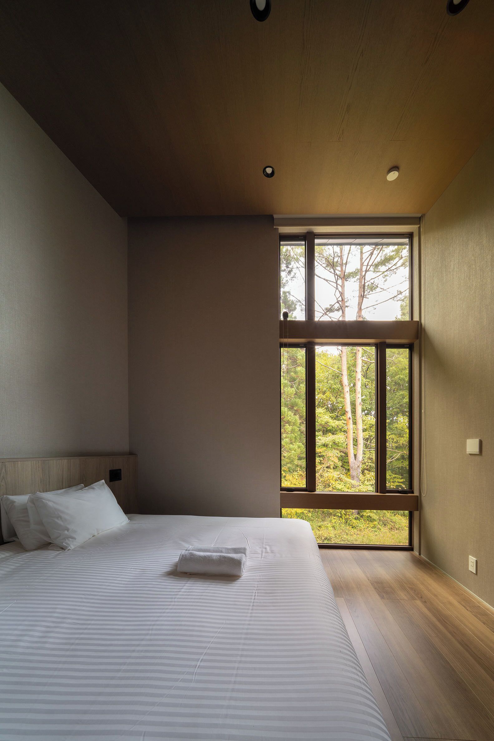 奢华木屋 | 办公桌、熨斗/熨衣板、婴儿床、免费 WiFi