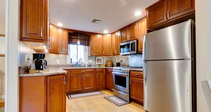 1 Acre, Central Air, Firepit, Fenced Yard, Patio, Dishwasher, Washer/Dryer