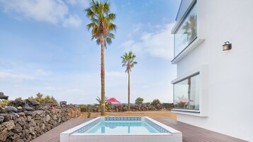 Basic Room, 2 Bedrooms (No 4) | 1 bedroom, free WiFi