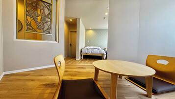 Deluxe Triple Room | Free WiFi