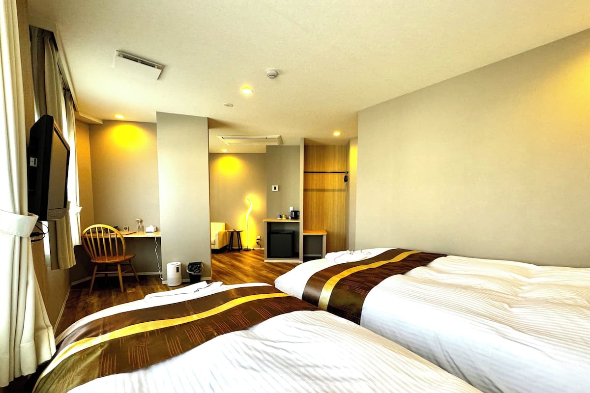 Deluxe Triple Room | Free WiFi