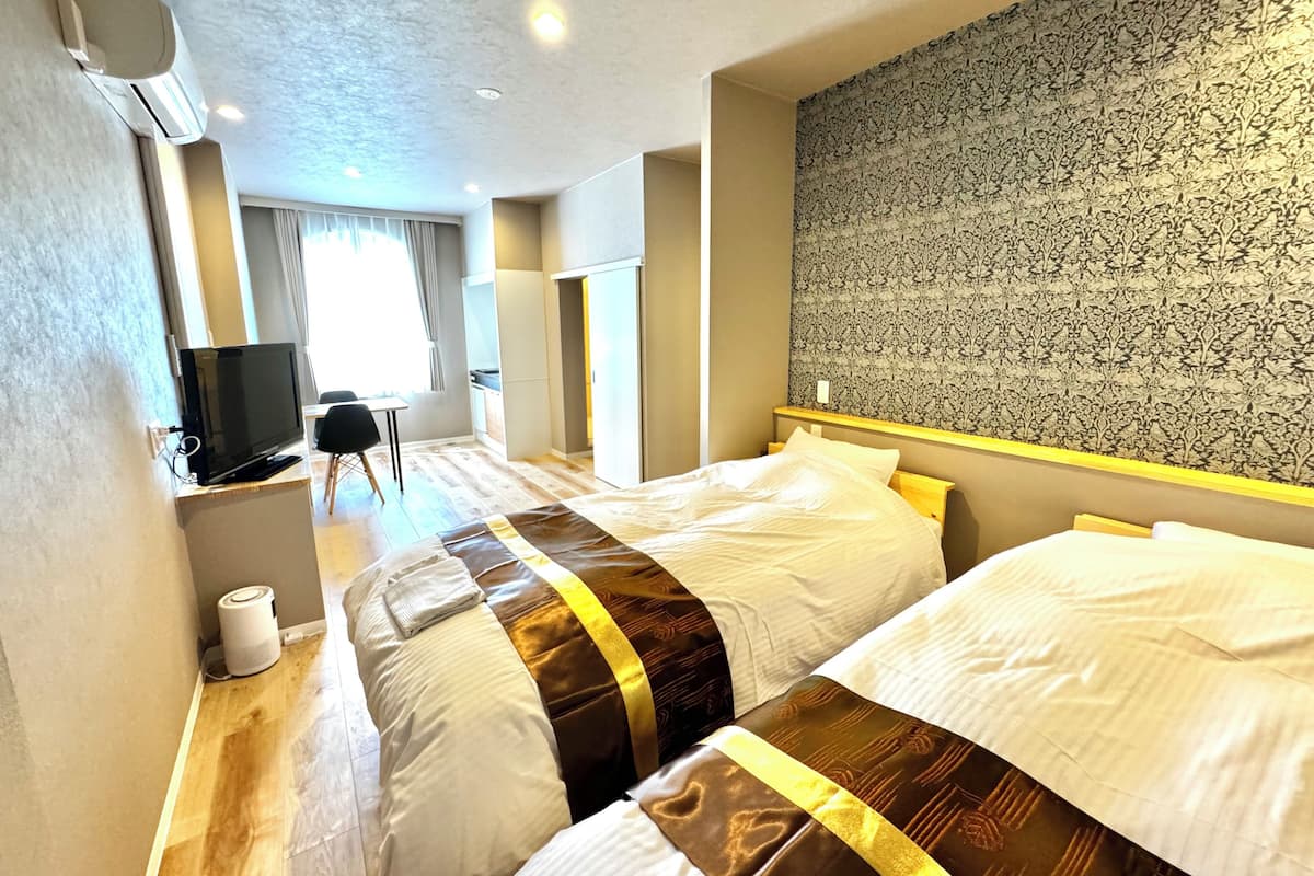 Design Double Room | Free WiFi