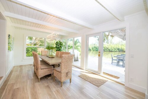 Live Oak on The Indian River