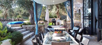 Tenuta Bouganville With Garden And Pool, Carpignano Salentino, Italy