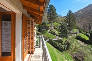 Property grounds - Casa Lara, Lugano, Switzerland (Lugano)