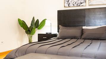 3 bedrooms, desk, iron/ironing board, WiFi (free)