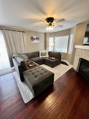 Smart-tv en een open haard