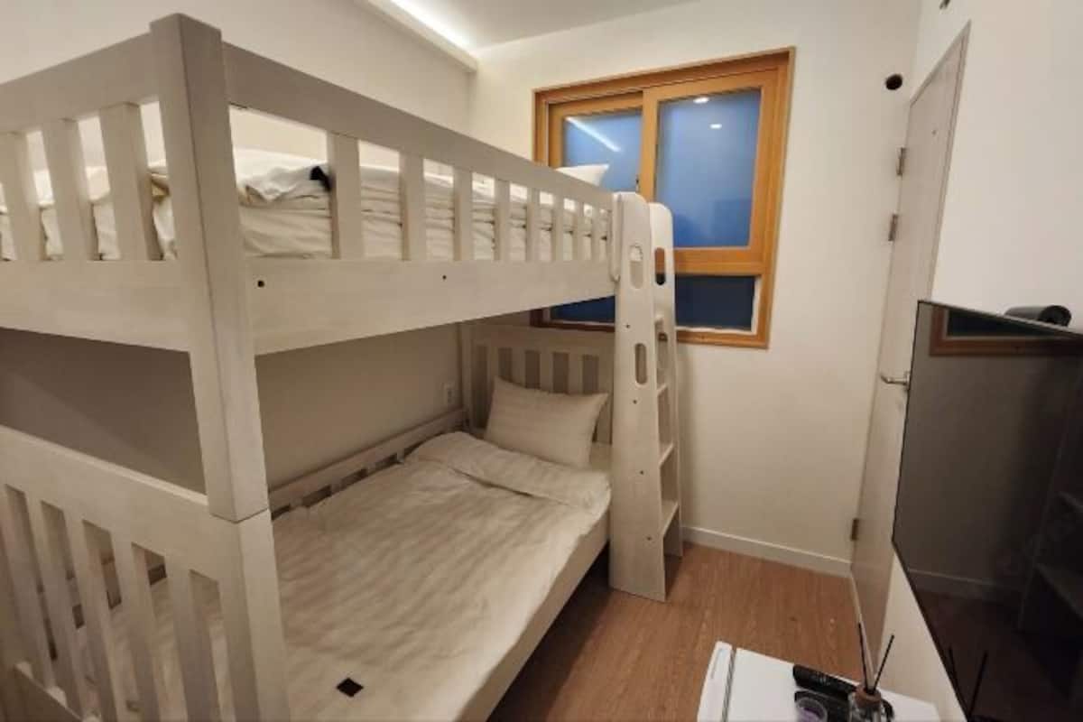 1 Schlafzimmer, individuell eingerichtet, kostenloses WLAN