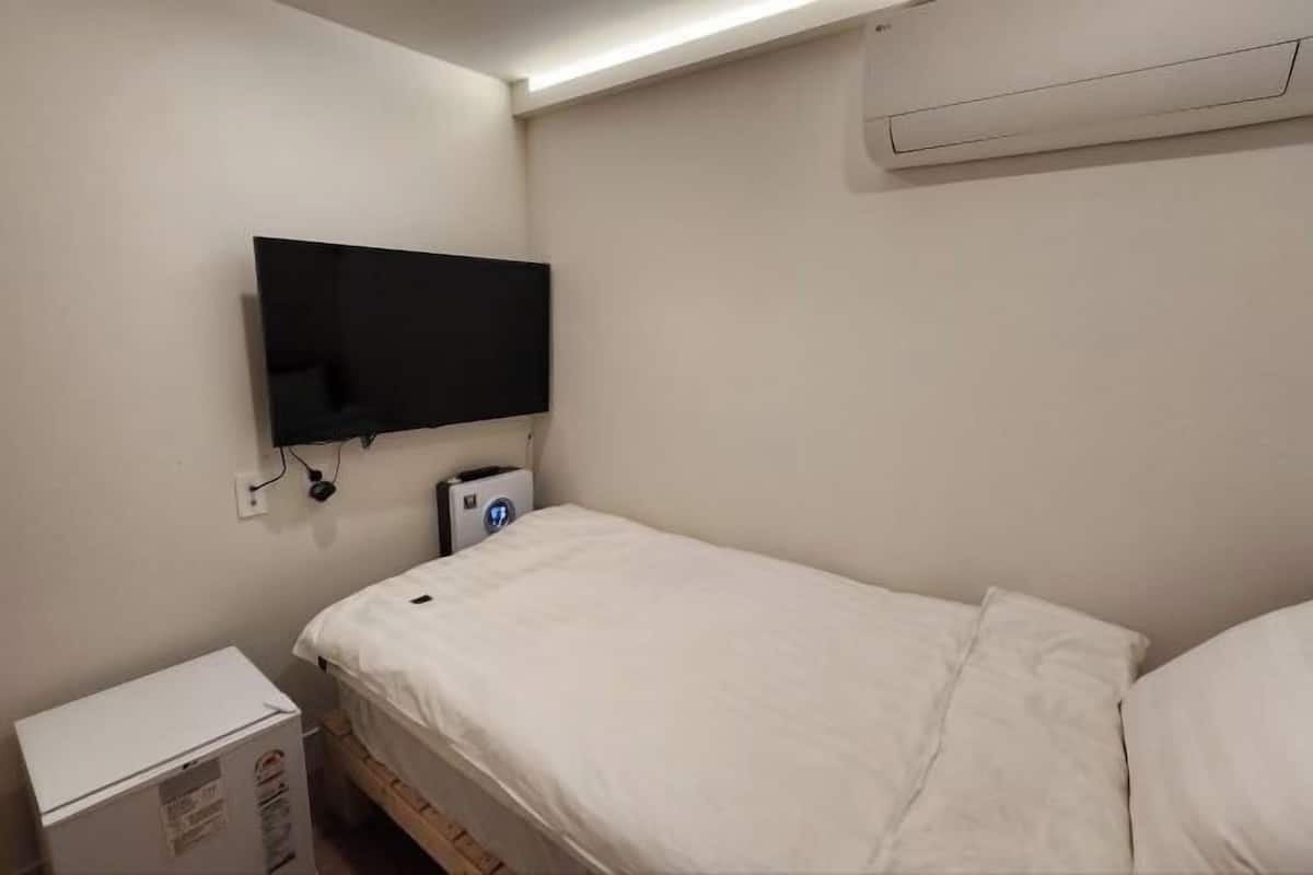 1 Schlafzimmer, individuell eingerichtet, kostenloses WLAN