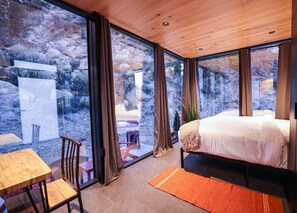 1 dormitori, un bressol de viatge, wifi i roba de llit