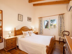 2 bedrooms, Internet, bed sheets - Marina Corios by SunVillas Mallorca (Pollença)