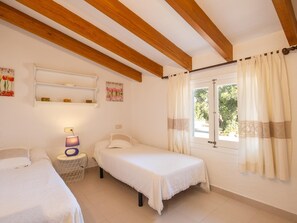 2 chambres, accès à Internet, literie fournie