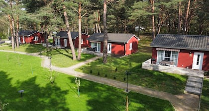 Ferienhaus 'Pirol' mit privater Terrasse, privatem Garten und WLAN