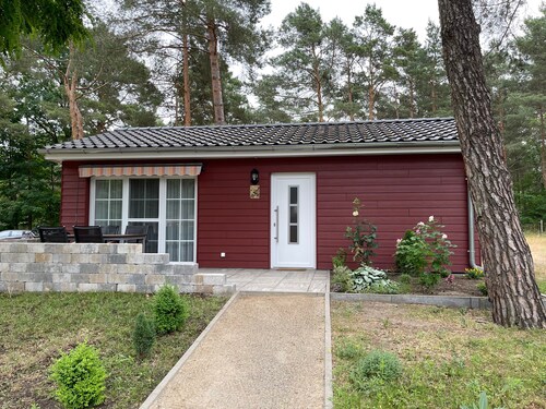 Ferienhaus 'Pirol' mit privater Terrasse, privatem Garten und WLAN